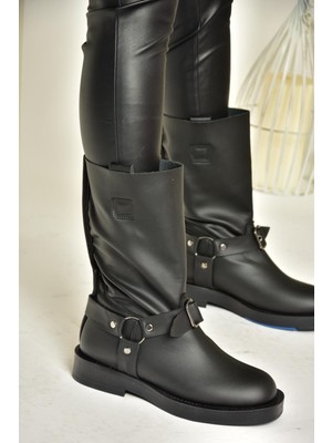 Fox Shoes T973530309 Siyah Alçak Topuklu Kadın Bot