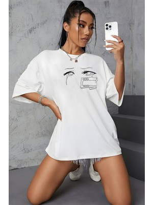 Young Fit Son Moda  Kadın T-Shirti  Pamuk Baskılı Yuvarlak Yaka Oversize Tişört