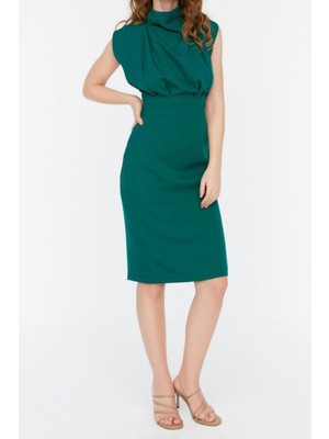 Ersefa Moda Kolsuz Dik Yaka Midi Elbise Yeşil Vücuda Oturan Dik Yaka Midi Kalem Etek Dokuma Elbise