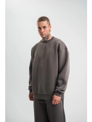 Tarz Yeri Uzun Kol Bisiklet Yaka Basic Sweatshirt - Füme