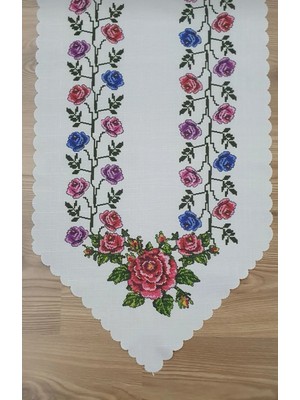 Güllü Kaneviçe Baskılı Ranner Örtüsü (40X140) cm