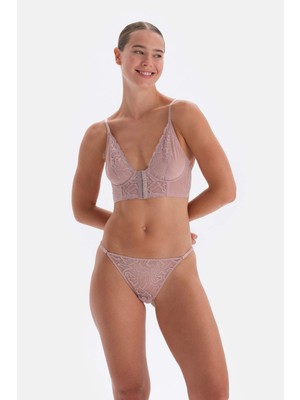 Soft Pembe Kumaş ve Dantel Detaylı Brazıllıan Külot