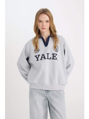 DeFacto Yale University Oversize Geniş Kalıp Polo Yaka Baskılı Kalın Sweatshirt D7001AX24WN