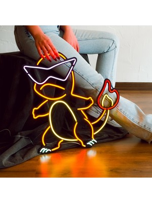 Charmander Neon Duvar Süsü | Metal Üzerine Neon Duvar Dekoru Renkli LED , 48 cm x 50.7 cm