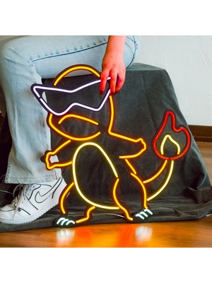 Charmander Neon Duvar Süsü | Metal Üzerine Neon Duvar Dekoru Renkli LED , 48 cm x 50.7 cm