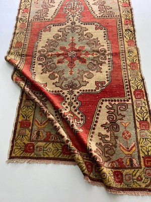 127X223CM Antik Uşak Halısı El Dokuma Canlı Renkli Dekoratif Ender Kilim