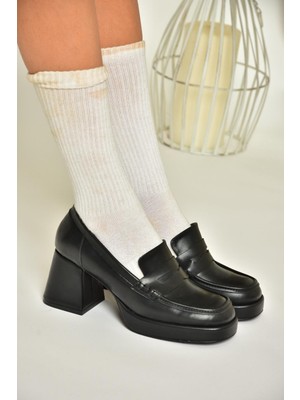 T569013709 Siyah Kalın Topuklu Kadın Ayakkabı