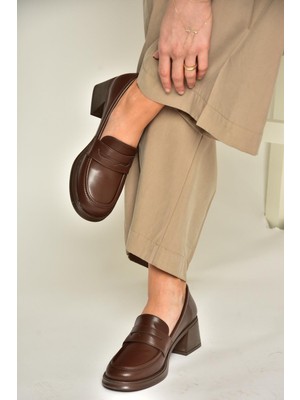 Fox Shoes T820145309 Kahverengi Kalın Topuklu Kadın Ayakkabı