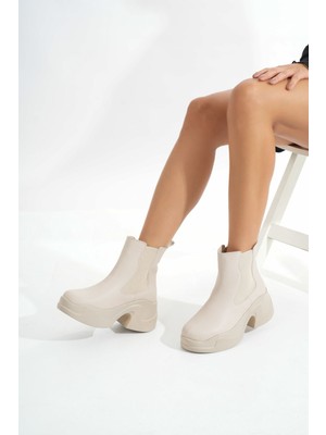 Shemard  Bej Yüksek Tabanlı Lastikli Günlük Kadın Bot