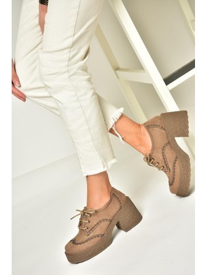 Fox Shoes T996157002 Vizon Süet Kalın Topuklu Kadın Ayakkabı