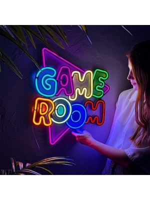 Neon Game Room Duvar Dekoru - Metal Üzerine Renkli LED Işık ile Oyun Odası Aydınlatması | 48 cm x 52 cm