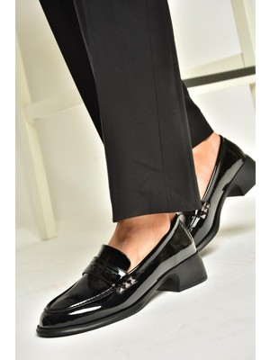 Fox Shoes T820100308 Siyah Rugan Günlük Loofer Kadın Ayakkabı