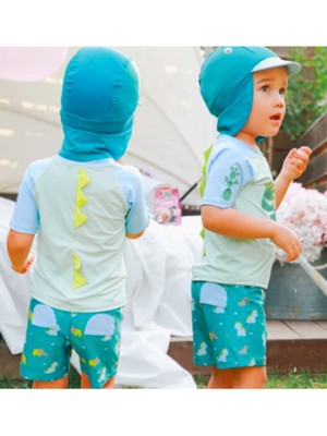 Petityu Erkek Bebek 3'lu Set- Upf 50 + Güneş Korumali Sort Mayo + Tshirt 'u + Sapka Seti Cute Dıno