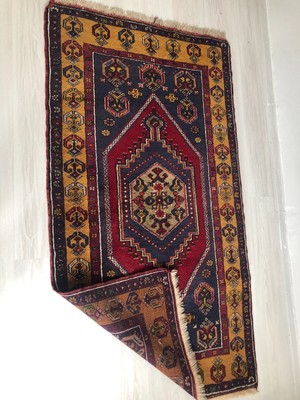 100X183CM El Dokuma Lacivert ve Sarı Renkli Antik Geometrik Desenli Nostaljik Kilim