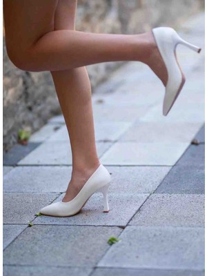 En Cici Moda (Wolf) Beyaz Cilt 8,5 cm Stiletto Ayakkabı