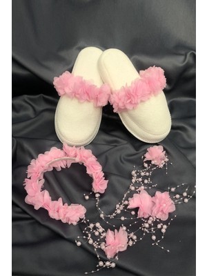 Pembe Çiçekli Lohusa Terliği ve Incili Taç