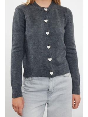 Frm Kadın Regular Bisiklet Yaka Uzun Kol Düz Yumuşak Dokulu Mücevher Düğmeli Ceket Görünümlü Triko Hırka