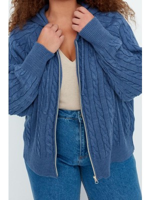 Büyük Beden Kadın Modern Tarz Rahat Uzun Kapüşonlu Saç Örgü Kol Regular Triko Hırka