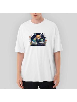 Crows Gate Book Planets Oversize Beyaz Tişört