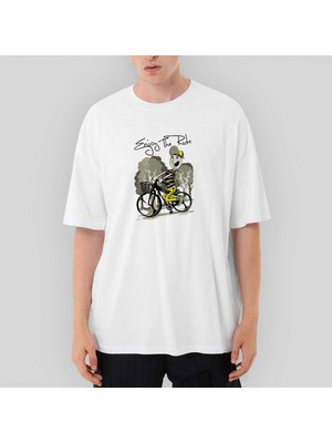 Crows Gate Rider Bike Cartoon Oversize Beyaz Tişört