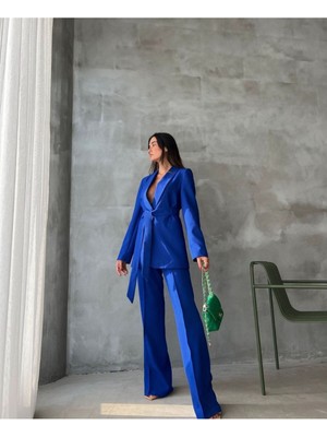 Moda İkra Kadın Kuşaklı Blazer Ceket Bol Paça Pantolon Takım
