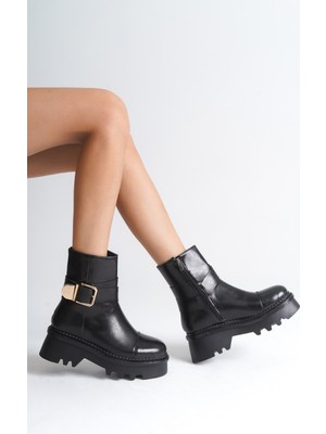 Capone Outfitters Trak Tabanlı Metal Tokalı Yandan Fermuarlı Kadın Uzun Bot