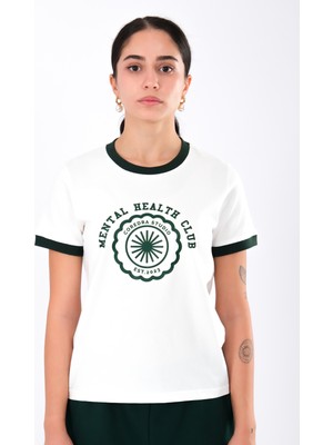 Coredra Regular Fit Yeşil Kontrast Ribanalı  Ekru T-Shirt Kadın - Mental Health Club