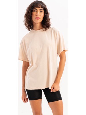 Justever 100% Pamuk Oversize Fit Bisiklet Yaka Bej Kadın T-Shirt - Halo