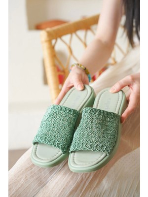 Kazax Claris Yeşil Örgü Terlik