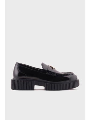 Armani Exchange Deri Logolu Loafer  Kadın Ayakkabı XDA005 XV878 00002