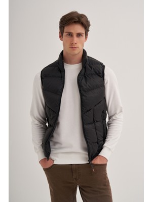 Cazador 24KCEEO01027 Siyah Erkek Şişme Sıfır Kollu Mikro Yelek