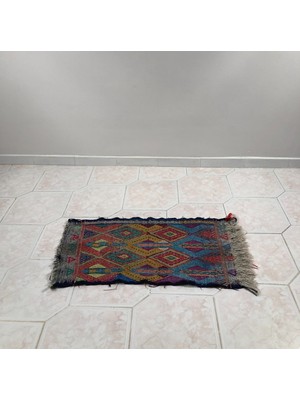 DesignEv 81X146 cm Geometrik Desenli Çok Renkli Çiftlik Evi Stili Dekoratif El Dokuma Kilim