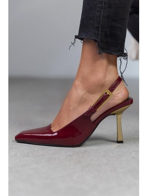 Duxal Shoes Maddox Kadın Rugan Gold Toka Detaylı Topuklu Ayakkabı