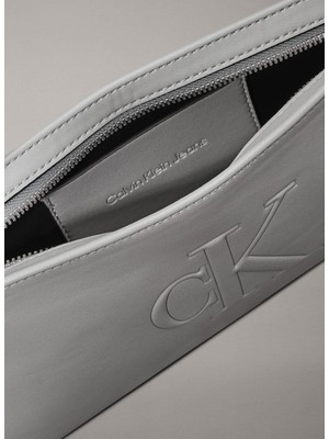 Calvin Klein Açık Gri 25X13X4 cm Kadın Omuz Çantası K60K612725PFF