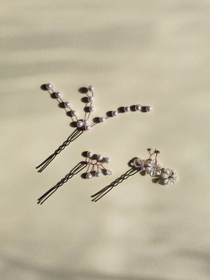 Bivalvia Accessories Beyaz Inci Boncuklu Firkete Toka Seti