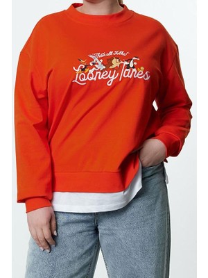 FRM Kadın Büyük Beden Regular Bisiklet Yaka Standart Kol Regular Looney Tunes Lisanslı Örme Sweatshirt