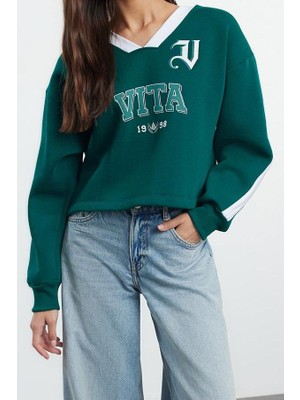 Ersefa Tarz Oversize V Yaka Düşük Kol Crop Geniş Kalıp Crop Kalın Örme Sweatshirt