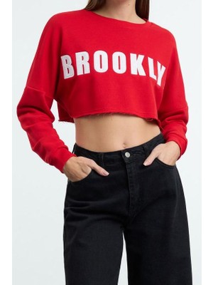 Ersefa Bisiklet Yaka Düşük Kol Super Crop Aplike Nakışlı Super Crop Kalın Örme Sweatshirt