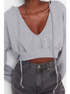 Ersefa Relaxed Kapüşonlu Düşük Kol Crop Kalın Içi Polarlı V Yaka Rahat Kesim Crop Örme Sweatshirt