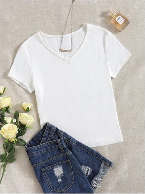 V Yaka Beyaz Renk Fitilli Kısa Kollu Slim Fit Crop Top Bluz