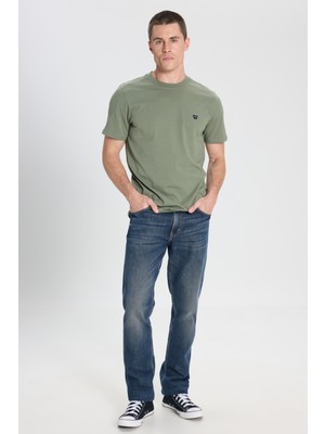 Wrangler Wrangler Greensboro Regular Straight Fit Düşük Bel Esnek Jean Kot Pantolon