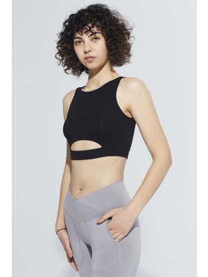 Comm-Ci Ella Halter Yaka CutOut Detaylı Organik Pamuk Örme Crop Body 1103