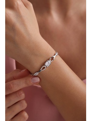 Nereze 925 Ayar Gümüş Rodyum Kaplama Kelepçe Model Baget Tektaş Bileklik