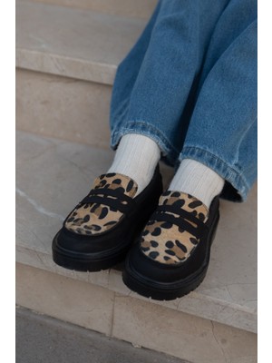 Leopar Detaylı Loafer