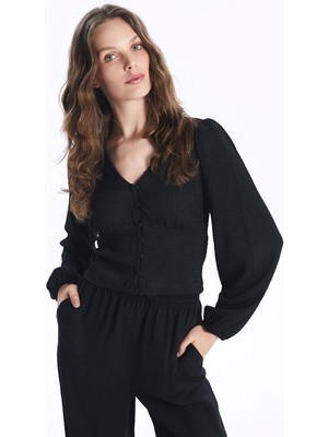 LC Waikiki V Yaka Dokulu Kadın Bluz