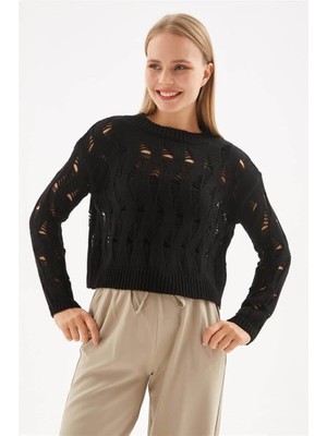 Ajurlu Crop Kazak Siyah