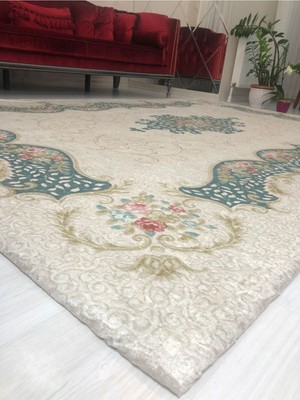 Carpet Cover Sultan Yeşili Model Ipek Kadife Lastikli Halı Örtüsü