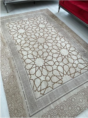 Carpet Cover Çini Model Kahverengi Lastikli Kadife Halı Örtüsü