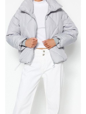 Ersefa Tasarım Düz Astarlı Yaka Standart Oversize Dik Kadın Oversize Su Itici Şişme Kapitone Mont