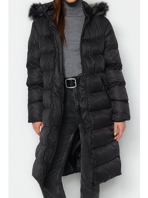 Ersefa Tasarım Düz Astarlı Yaka Uzun Regular Kapüşonlu Kadın Kürk Kapüşonlu Su Itici Kışlık Şişme Mont